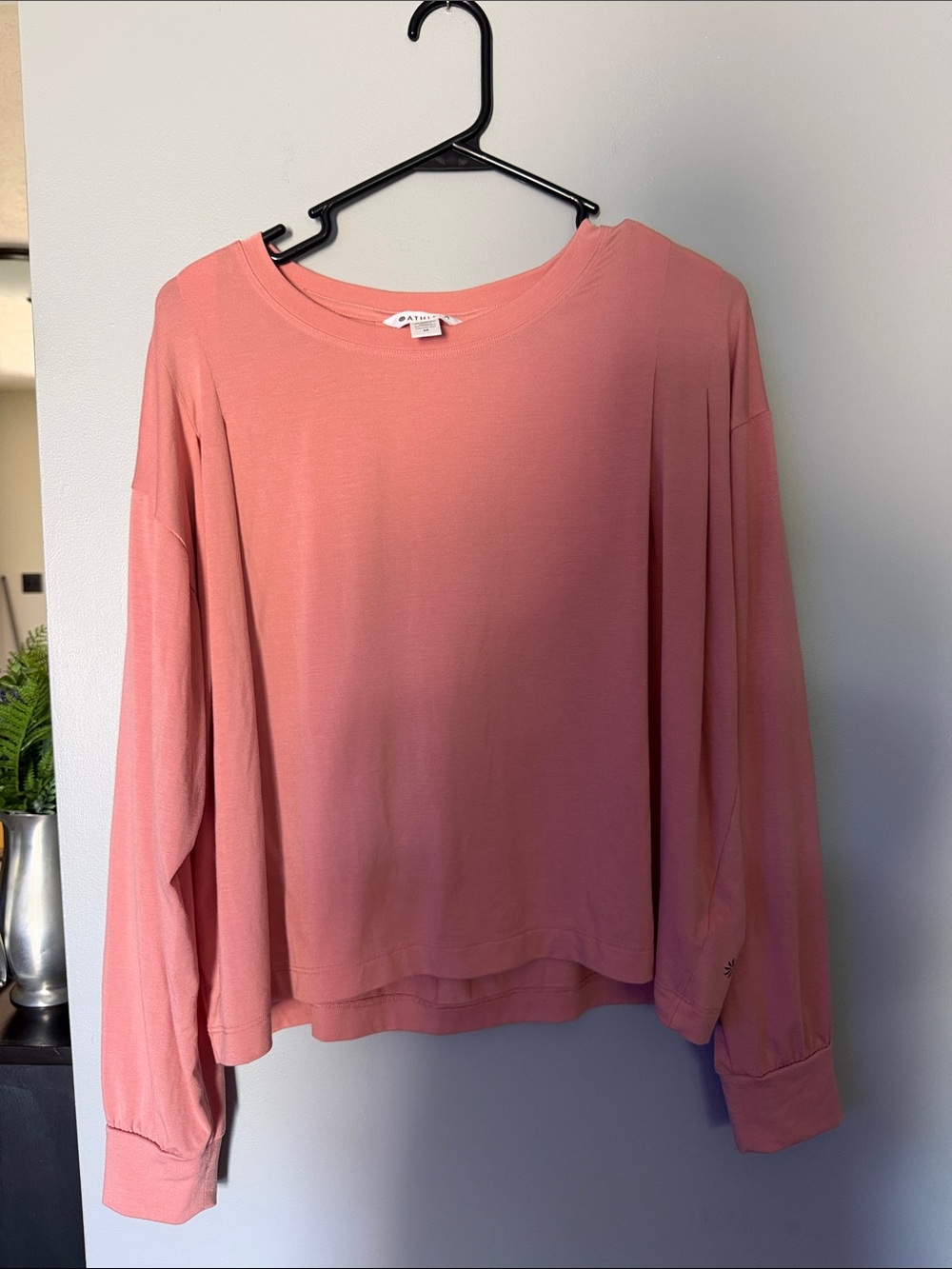Athleta Dusty Rose Long-Sleeve Crewneck Sweatshirt